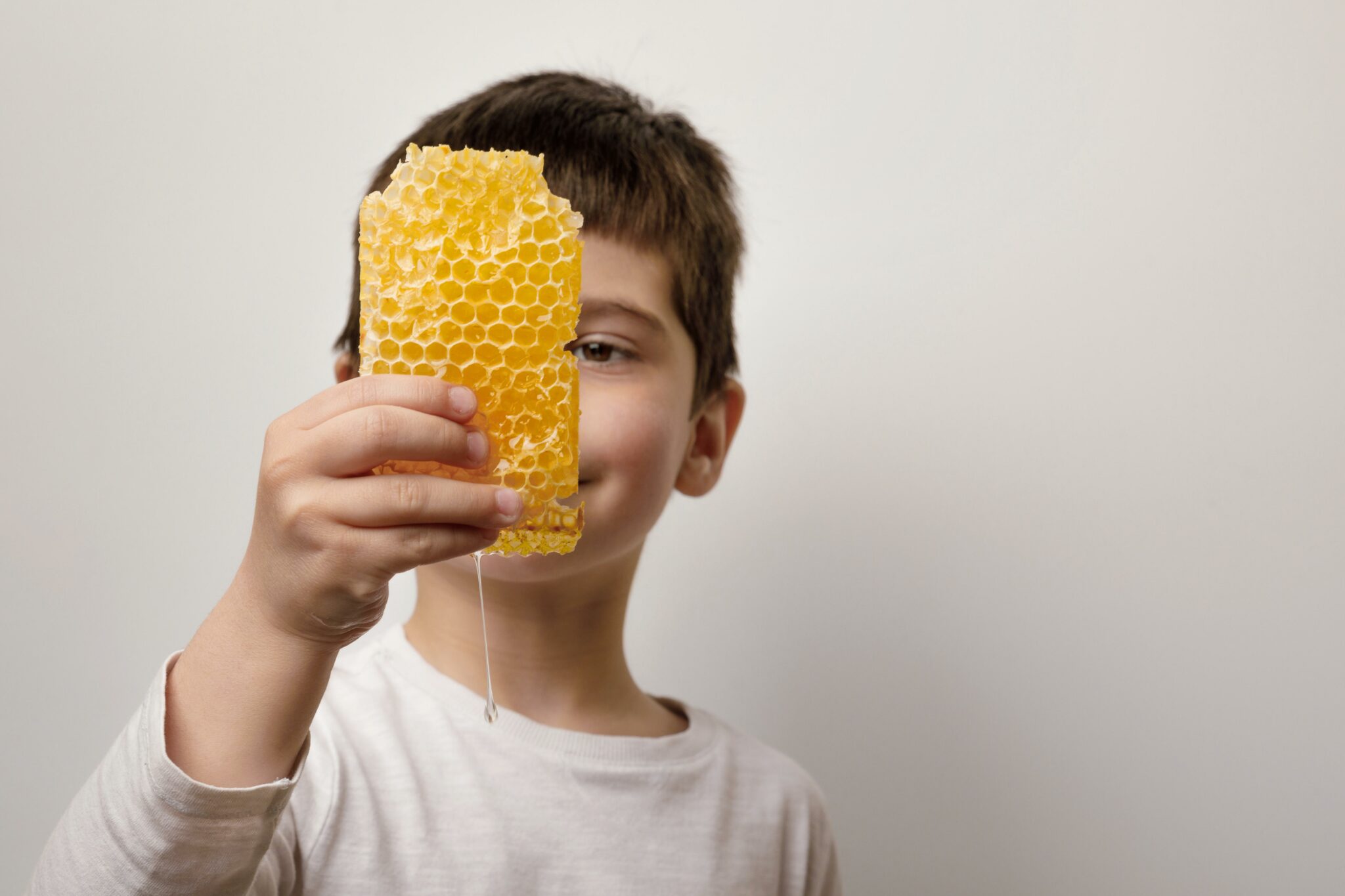 Why Can t Babies Eat Honey Understanding The Risks Of Infant Botulism Why can t babies eat honey understanding the risks of infant botulism
